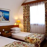 Szálloda Salamis Bay Conti Yenibosazici