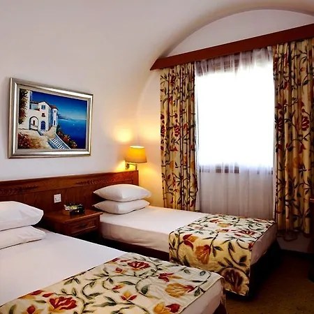 Salamis Bay Conti