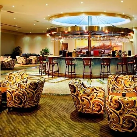 萨拉米斯湾康提酒店 5* Agios Sergios