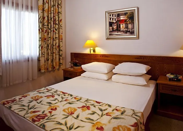 Salamis Bay Conti 5* Agios Sergios