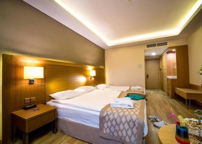 Salamis Bay Conti ホテル 5*