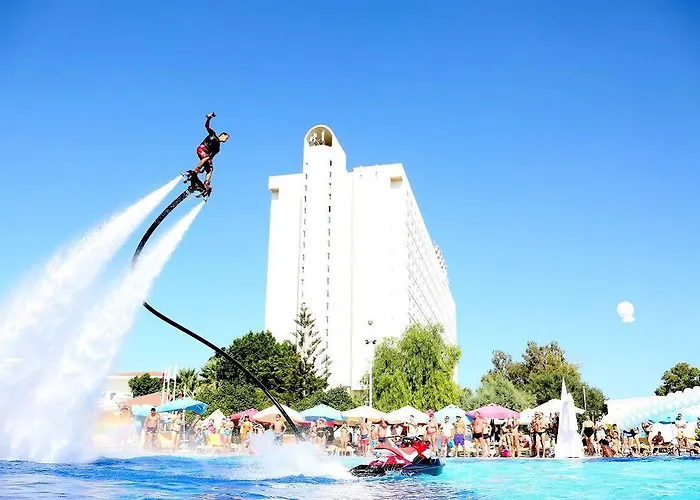 ホテル Salamis Bay Conti Agios Sergios