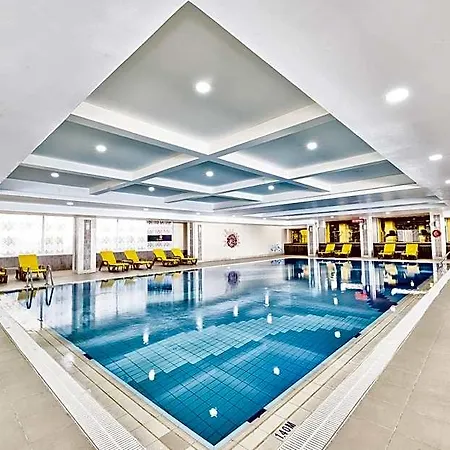 Hotel Salamis Bay Conti