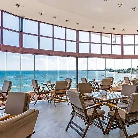 Hotel Salamis Bay Conti