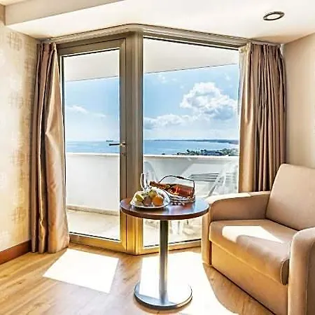 Hotel Salamis Bay Conti