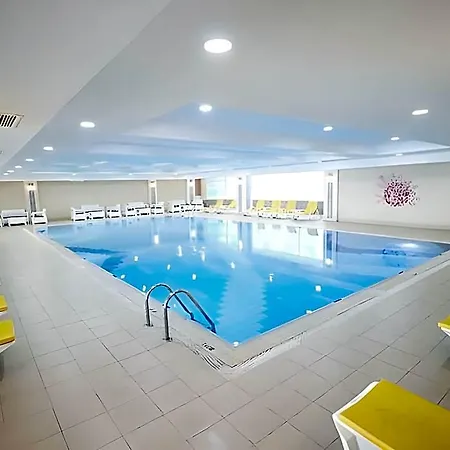Salamis Bay Conti 5*