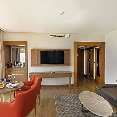 Salamis Bay Conti 5* Yenibosazici