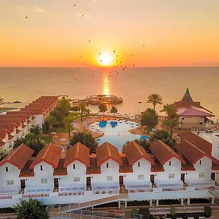 Salamis Bay Conti 5*