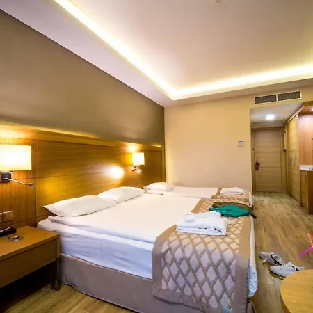 Salamis Bay Conti Szálloda 5*