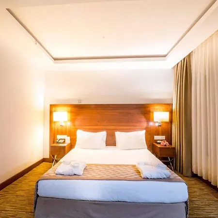 Salamis Bay Conti 5* Yenibosazici